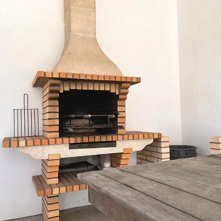 Casa Da Cabeceira Donica By Lovelystay * Paredes do Bairro
