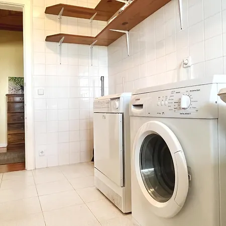 Casa Da Cabeceira Donica By Lovelystay * Paredes do Bairro
